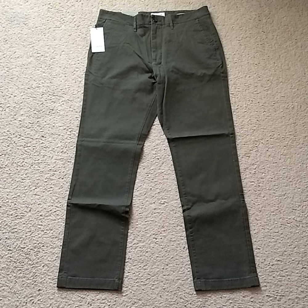 Goodfellow & Co Athletic Fit Hennepin Chino